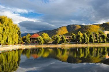Lac, près de Vanadzor au nord de l'Arménie