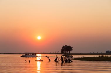 Coucher de soleil sur la rivière Chobe