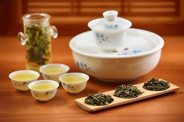 Traditionnelle cérémonie du thé vert 