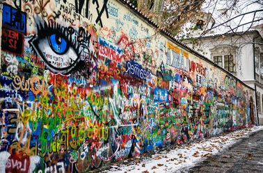 Le mur Lennon à Prague