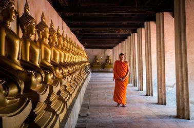 Moines bouddhistes
